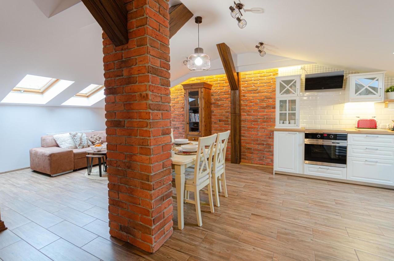 Bronowicka Premium Apartment - 52M2 With Private Parking — Photos 3